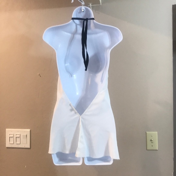 White and black halter top partially open back - Picture 2 of 4